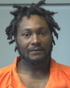 Mugshot of MCKENZIE, VICTOR  